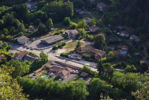 Maison d'hôtes Résidence Le Grand Virage 510 Route de la Plaine 07380 Pont-de-Labeaume Rhône-Alpes