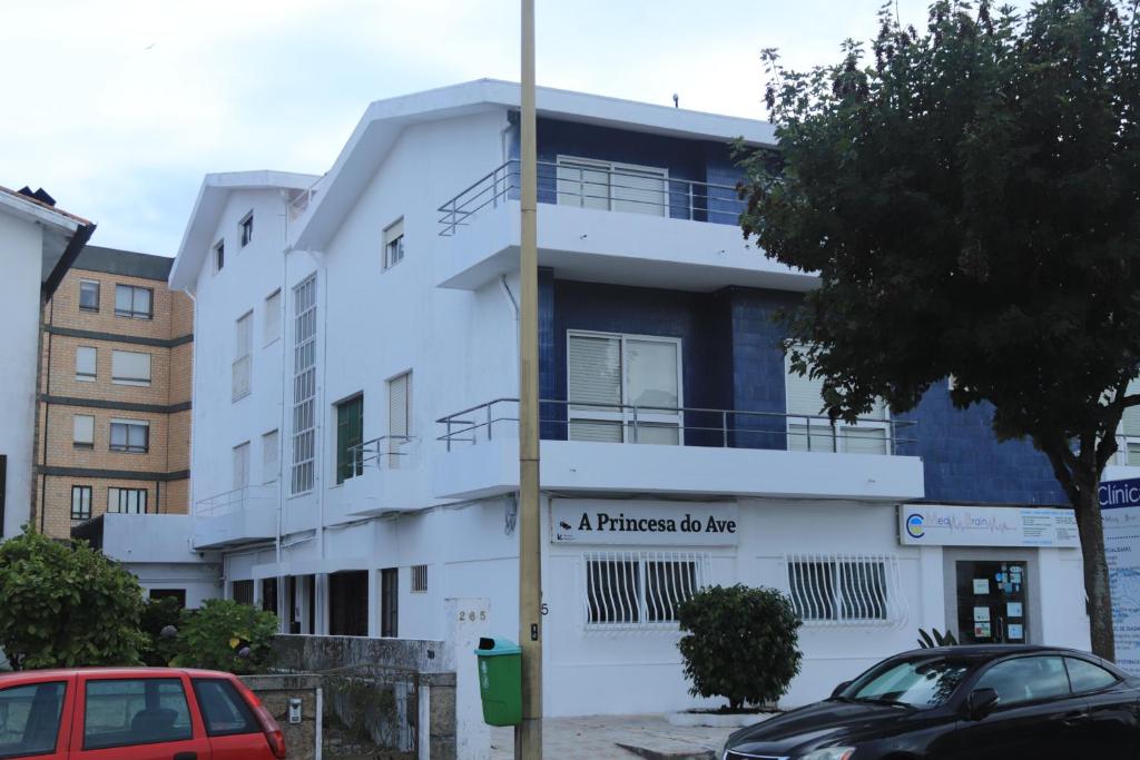 Residencial Princesa do Ave Rua Dr. António José Sousa Pereira, 395, 4480-807 Vila do Conde