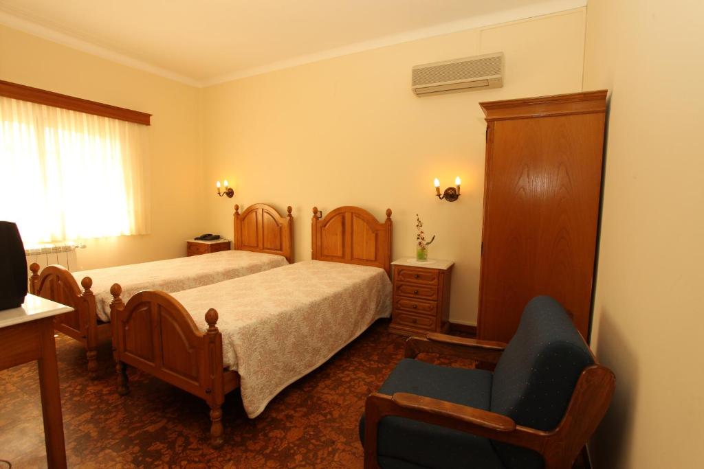 Residencial Sra. da Lomba Av. dos Emigrantes, 4, 6270 - 141 Pinhanços
