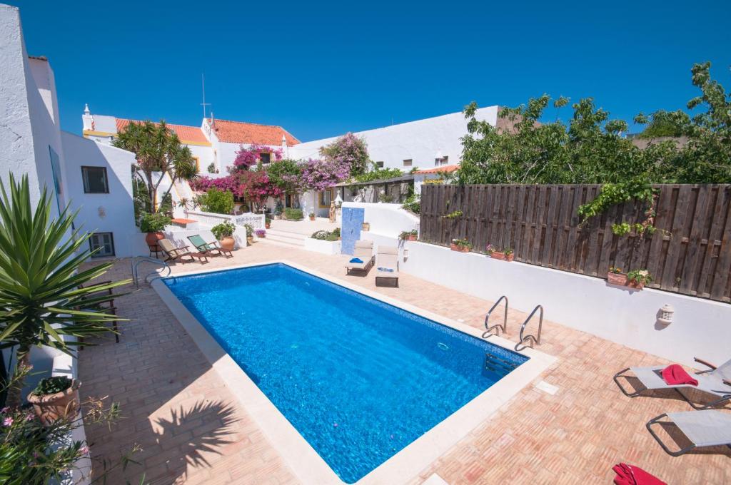 Rio Arade Algarve Manor House Rua D.Joao II No 33, 8400-092 Estômbar