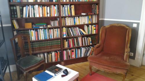 Ritz & Freud Guest House