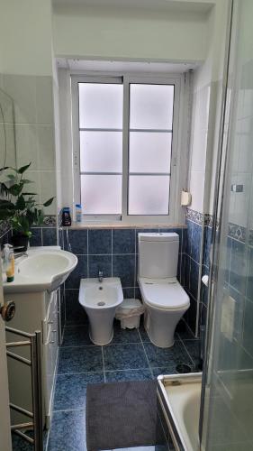 Room I - Atalaia - Bairro Alto