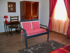 Room in Guest room - Guest Room in the heart of the vineyard
