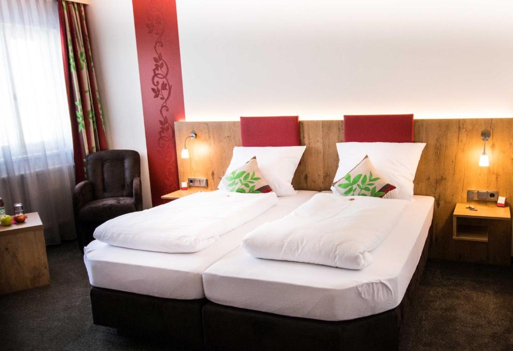 ROOM'Z zimmeraufzeit Ebersberger Str. 25 b, 85661 Forstinning