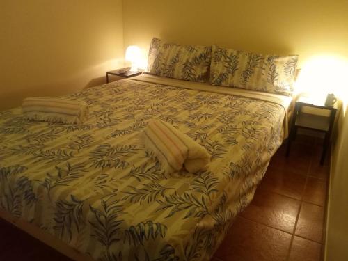 Rooms 4 you - Small Yellow room