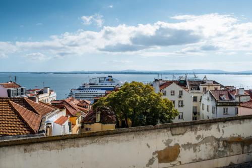 Santa Clara Lisbon Rooms