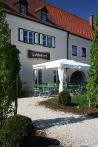 Maison d'hôtes Schlosshof anno 1743 Schloßstr. 12 85283 Wolnzach Bavière