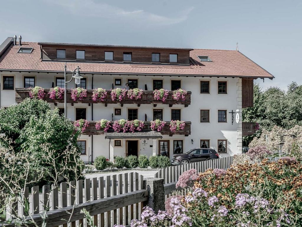 Maison d'hôtes Schneiderwirt Hauptstr. 8 83131 Nußdorf am Inn