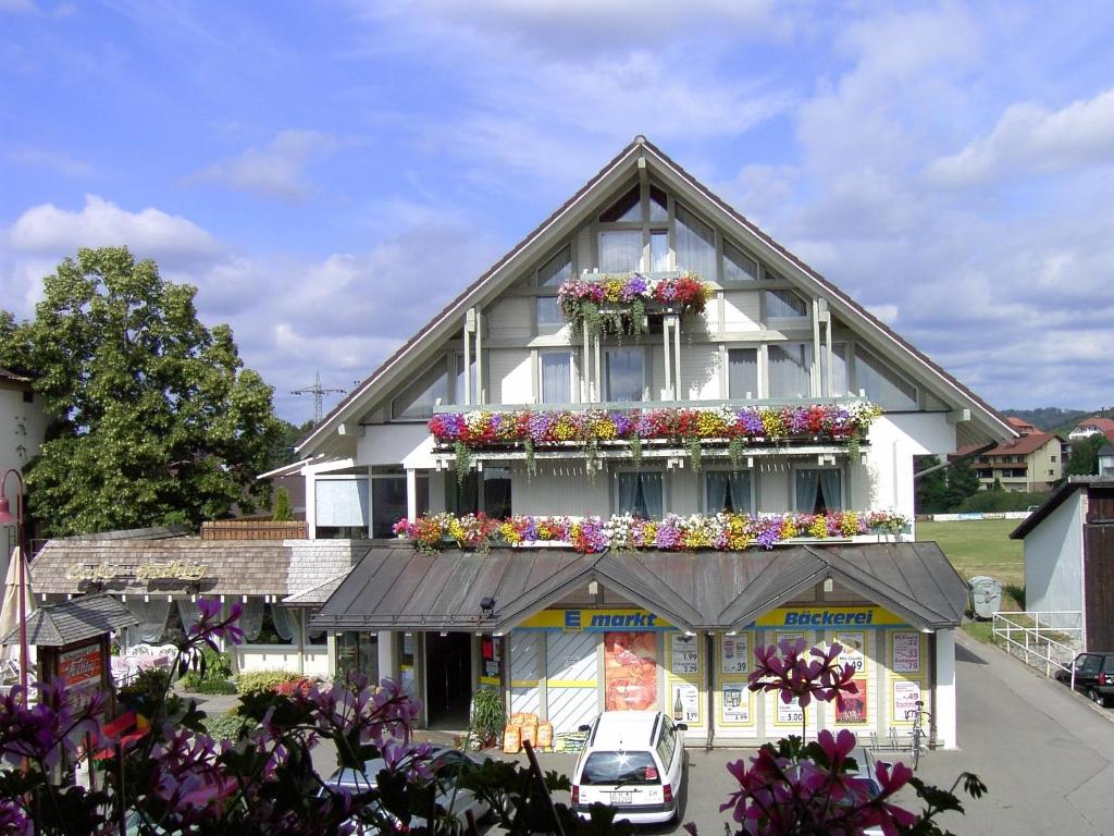 Schwarzwald-Pension Fechtig Schwarzwaldstrasse 36, 79777 Ühlingen-Birkendorf