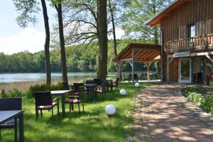 Maison d'hôtes Seehaus Hartwigsdorf Am Kreuzsee 2 17237 Klein Vielen Mecklembourg-Poméranie