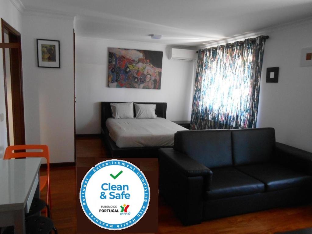 Sinos Rio Tinto Rua Doutor Guilherme Cirne 96, 4435-215 Campainha