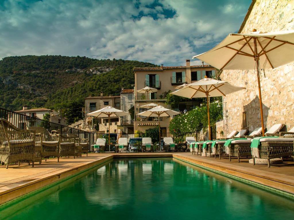 sleepIN