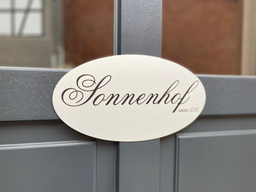 Sonnenhof 1737 - Ferienzimmer & Apartments 21 Hauptstraße, 76889 Barbelroth
