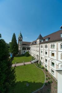 Maison d'hôtes St. Bonifatiuskloster - Geistliches Zentrum Klosterstraße 5 36088 Hünfeld Hesse