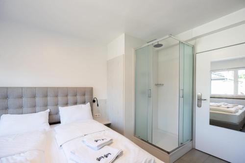 StayStay Guesthouse I 24 Hours Check-In