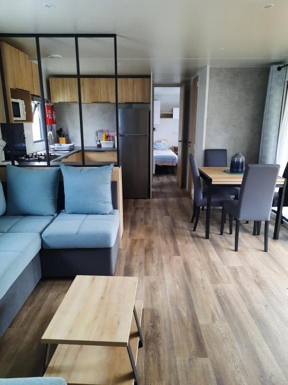 Studio au 2e étage d'une maison de ville 14000 Caen