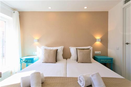 Suites Amália Guesthouse near Rossio Square