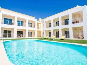 Maison d'hôtes SunHome Casas de férias em Portimao Rua Jaime Palhinha 32 8500-406 Portimão Algarve