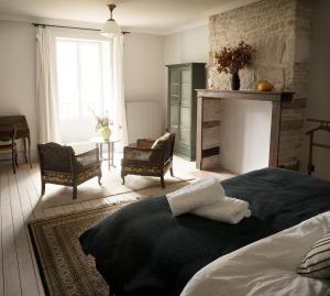 Maison d'hôtes The Riverhouse, magical house with garden by the river Seine 42 Rue des Vannes 10250 Gyé-sur-Seine Champagne-Ardenne