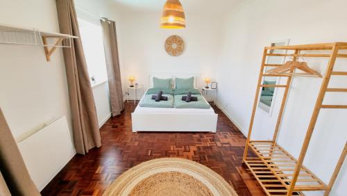 TIKA Surf Camp Ericeira