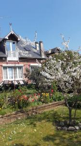Maison d'hôtes Vacances Paisibles Sur La Côte Fleurie. 4 rue René Suzanne 14360 Trouville-sur-Mer Normandie