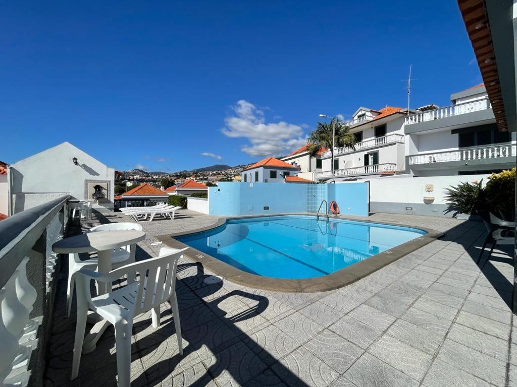 Valhalla Panorama - the old Residencial Pina Travessa Do Pina 8, 9050-074 Funchal