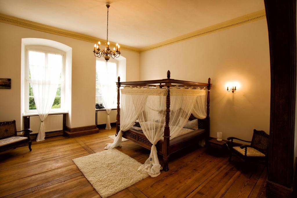 Maison d'hôtes Veltheimsburg Burgstraße 16 39343 Bebertal Zwei