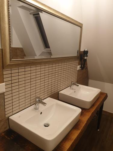 VICTORY GuestHouse