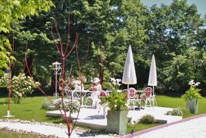 Maison d'hôtes Villa Alecya 33 RUE BOUCICAULT 37800 Sainte-Catherine-de-Fierbois Région Centre