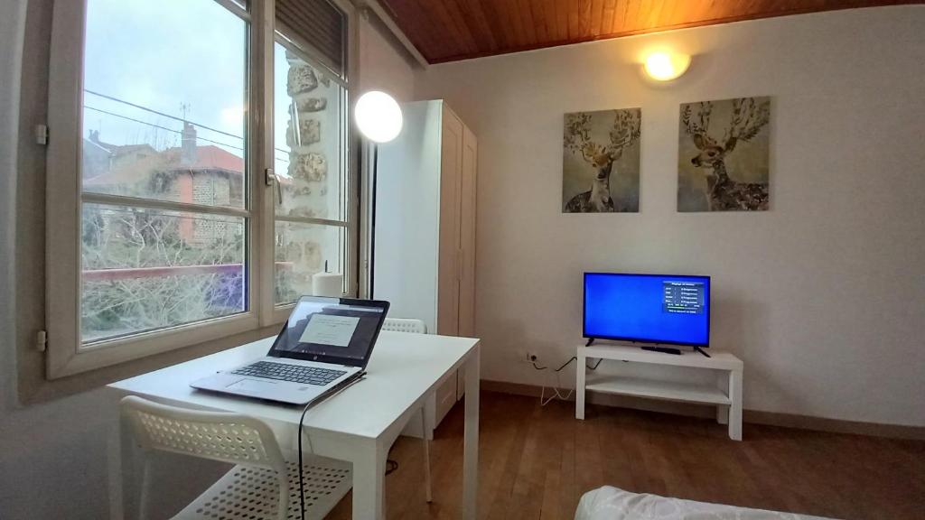 Villa Asunda B&B Spa & Sauna, Chambres d'Hôtes 83470 Saint-Maximin-la-Sainte-Baume