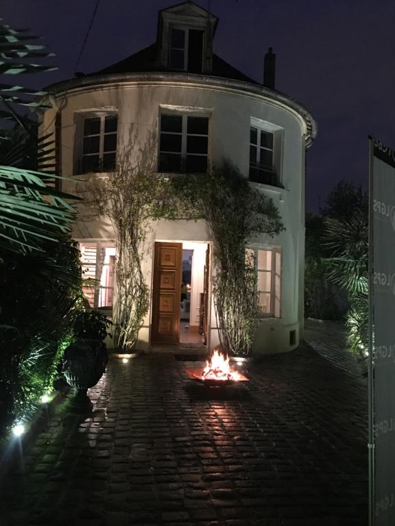 Maison d'hôtes Villa Raspail 2 rue fouilloux 94200 Ivry-sur-Seine