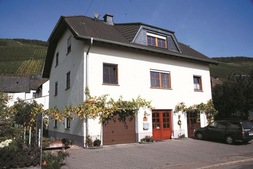 Weingut Berweiler Mittelstraße 109 Wohnhaus, 54340 Klüsserath