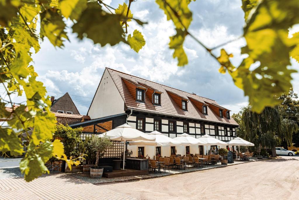Weingut Schuh - Pension Zur Bosel 314 Dresdner Straße, 01640 Coswig