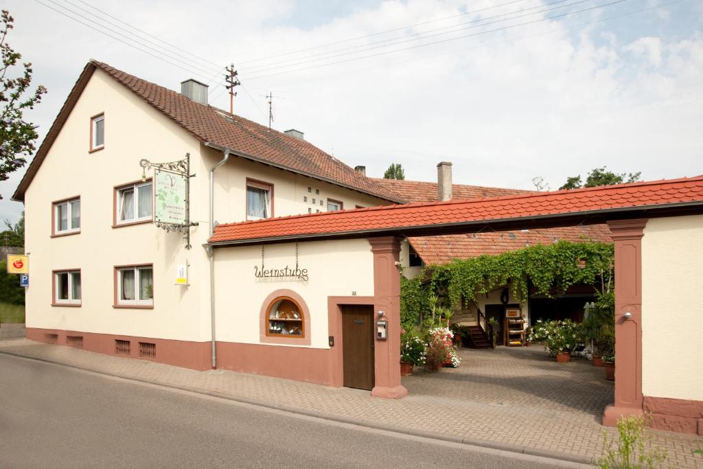 Maison d'hôtes Weingut und Gästehaus Vongerichten Obere Hauptstr. 22 76887 Oberhausen