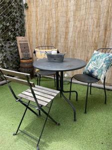 Wine Inn Cascais Guesthouse