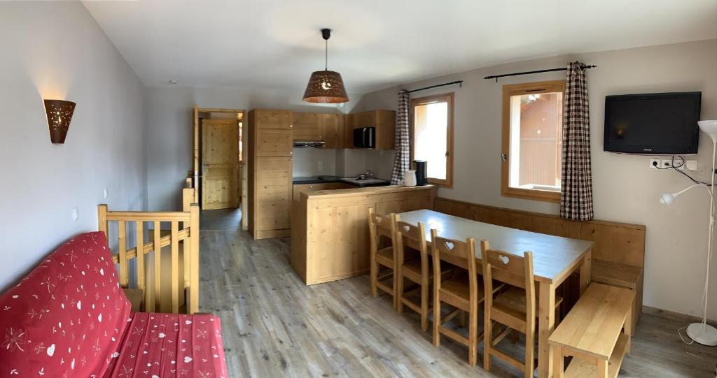 Wolley - Peniche GuestHouse