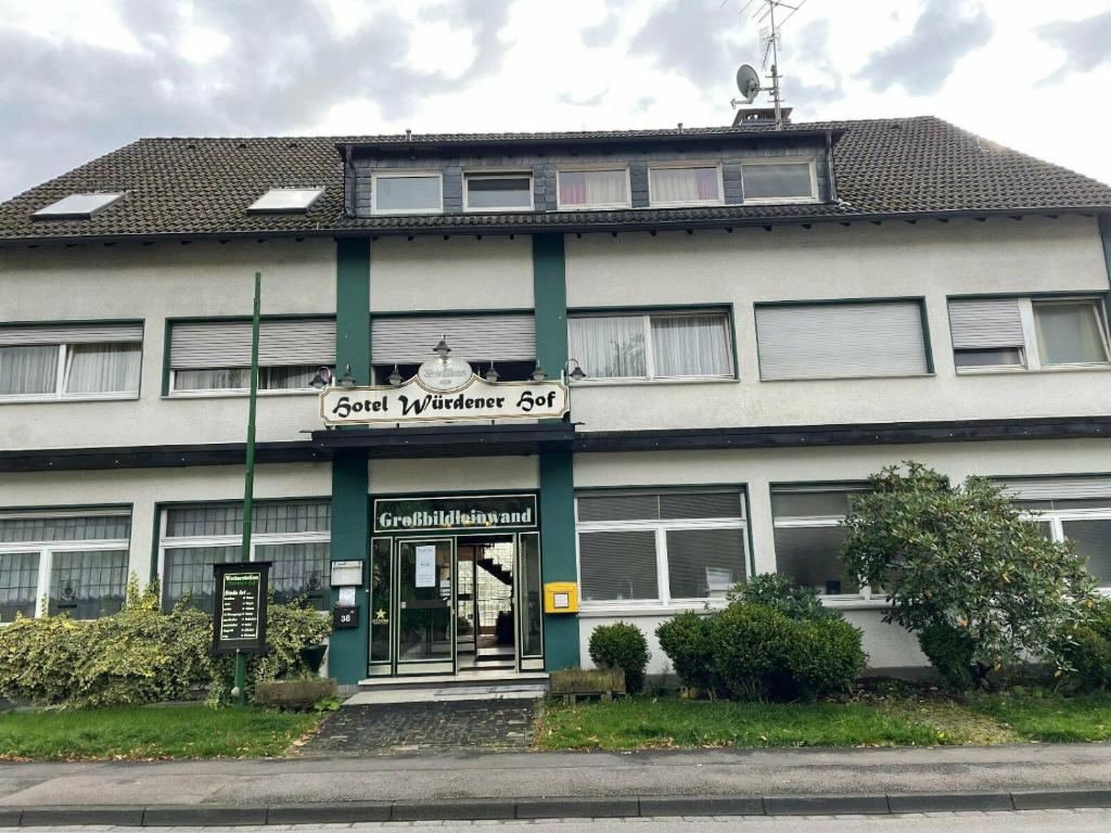 Würdener Hof 36 Am Sandberg 16, 51643 Gummersbach