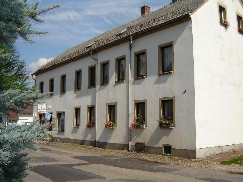 Maison d'hôtes Zimmervermietung-Heide-Fiege Untere Hauptstraße 31 09232 Hartmannsdorf