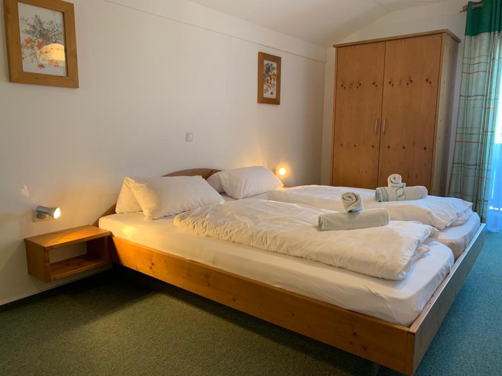 Maison d'hôtes Zur Linde Ferchenbachstraße 93455 Traitsching