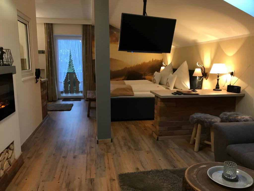 Zur neuen Post Landgasthof Hauptstraße 14, 94146 Herzogsreut