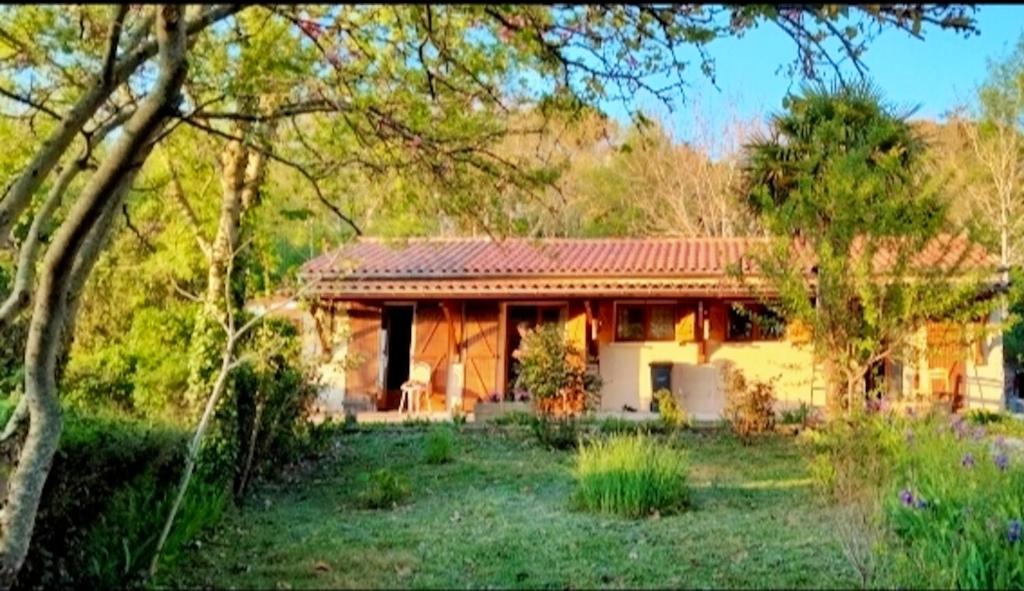 Maison de vacances Maison d'une chambre avec jardin et wifi a Lectoure 1-3 Cote du marquisat Occitanie, Gers, 32700 Lectoure