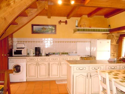 Maison de vacances Maison de 2 chambres avec jardin amenage et wifi a Tredrez Locquemeau a 1 km de la plage Kerham Huellan Trédrez