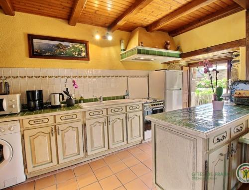 Maison de 2 chambres avec jardin amenage et wifi a Tredrez Locquemeau a 1 km de la plage Trédrez france