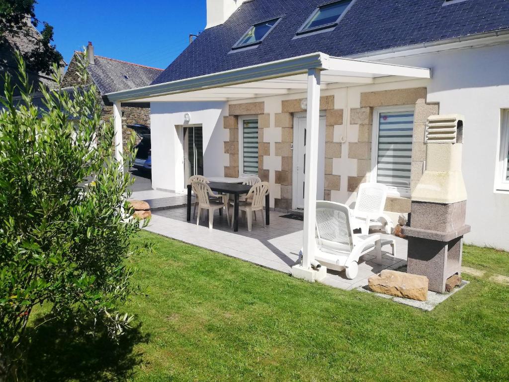 Maison de vacances Maison de 2 chambres avec jardin clos et wifi a Paimpol a 1 km de la plageEL 9 Route de Kergrist, 22500 Paimpol