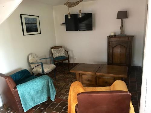 Maison de 2 chambres avec jardin clos et wifi a Saint Gondon Saint-Gondon france