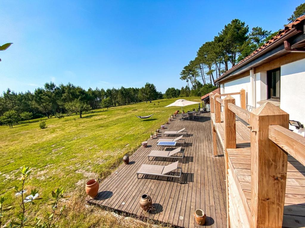 Maison de vacances Maison de 3 chambres avec jardin amenage a Mezos Le Coût, 40170 Mézos, France Nouvelle-Aquitaine, Landes, 40170 Mézos