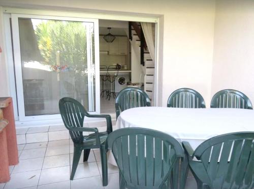 Maison de 3 chambres avec piscine partagee jardin amenage et wifi a Lecci a 1 km de la plage Lecci france