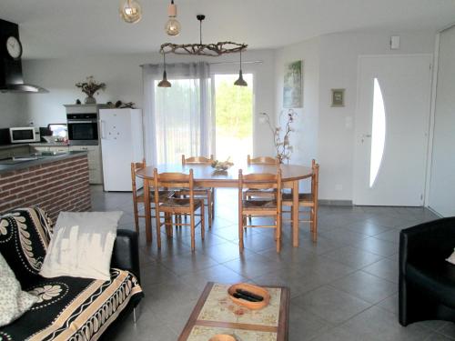 Maison de vacances Maison de 3 chambres avec terrasse amenagee et wifi a Lit et Mixe 2182 Route de Gemie Lit-et-Mixe