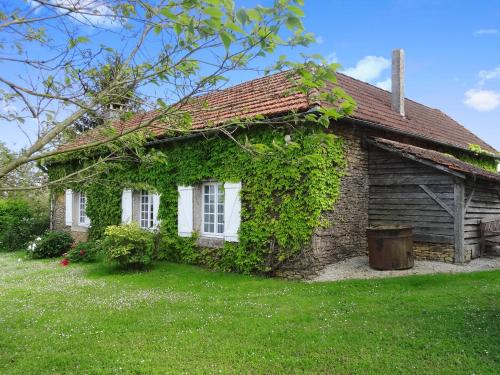 Maison de 4 chambres avec piscine privee jardin clos et wifi a Saint Amand de Coly Saint-Amand-de-Coly france