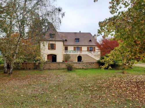 Maison de vacances Maison de 5 chambres avec jardin amenage et wifi a Le Bugue 401 Route des Galinats Le Bugue